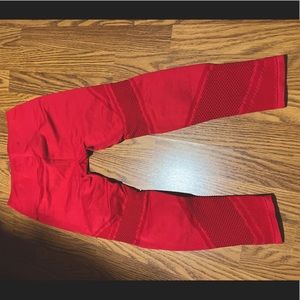 Red Fabletics Leggings